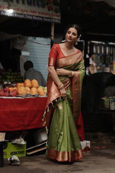 Handwoven Silk Saree - Deep Red