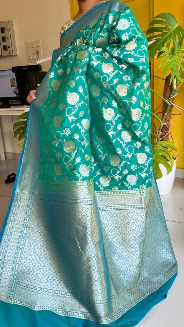 Banarasi Silk Saree - Wine Red - alternate view