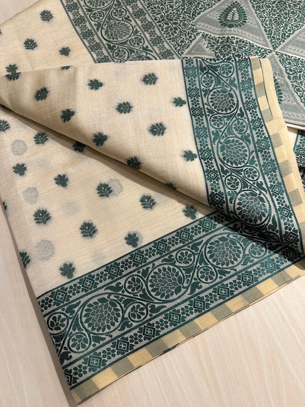 Pure Handloom Bridal Kanchipuram Silk Saree - Red